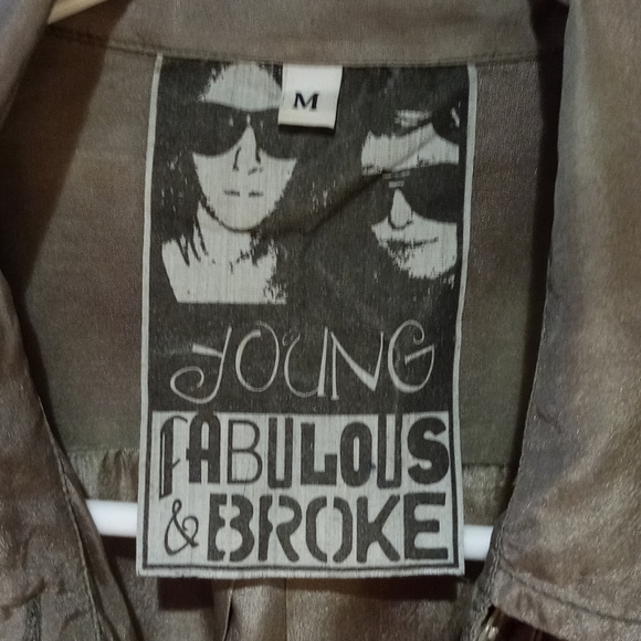 Khaki Green Tie-dye Silk Shirtdress - Picture 2 of 4